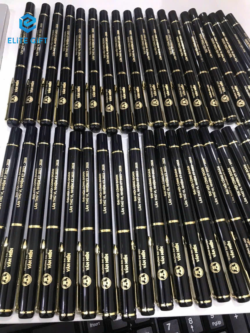 BÚT KÝ TRƯỜNG ĐẠI HỌC VĂN HIẾN